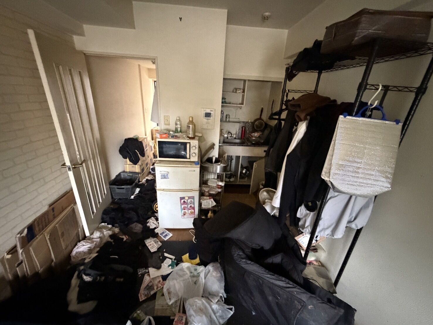 海老名市内　マンション1K